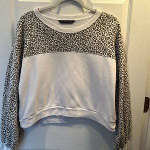 Women’s Abercrombie Top